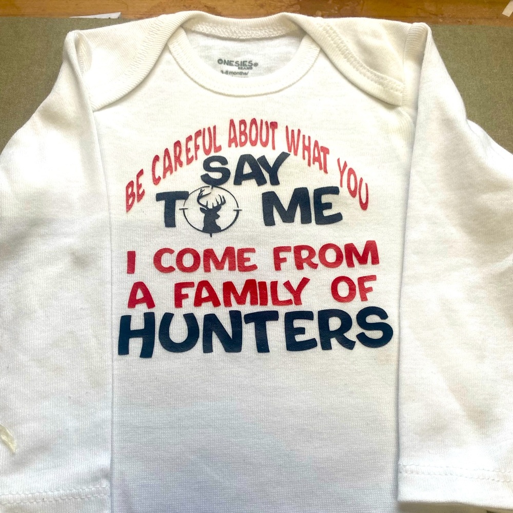"Family of Hunters" Funny Graphic Onesies Long Sleeve Size 3-6 months